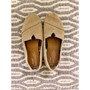 Burlap Toms size 7.5